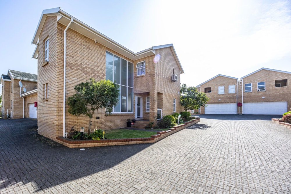 Townhouse for sale in Nahoon - 1EZ1710606 Townhouse for sale in Nahoon - 1EZ1710606