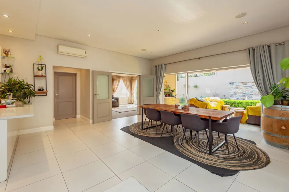 House let in Bryanston - JBL1709799 House let in Bryanston - JBL1709799