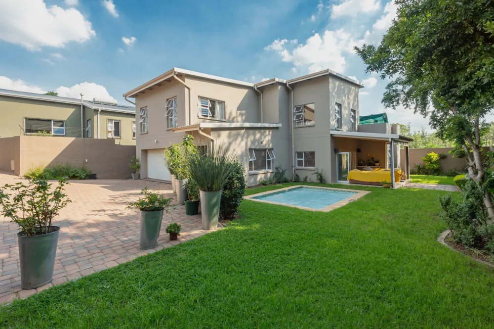 House let in Bryanston - JBL1709799 House let in Bryanston - JBL1709799