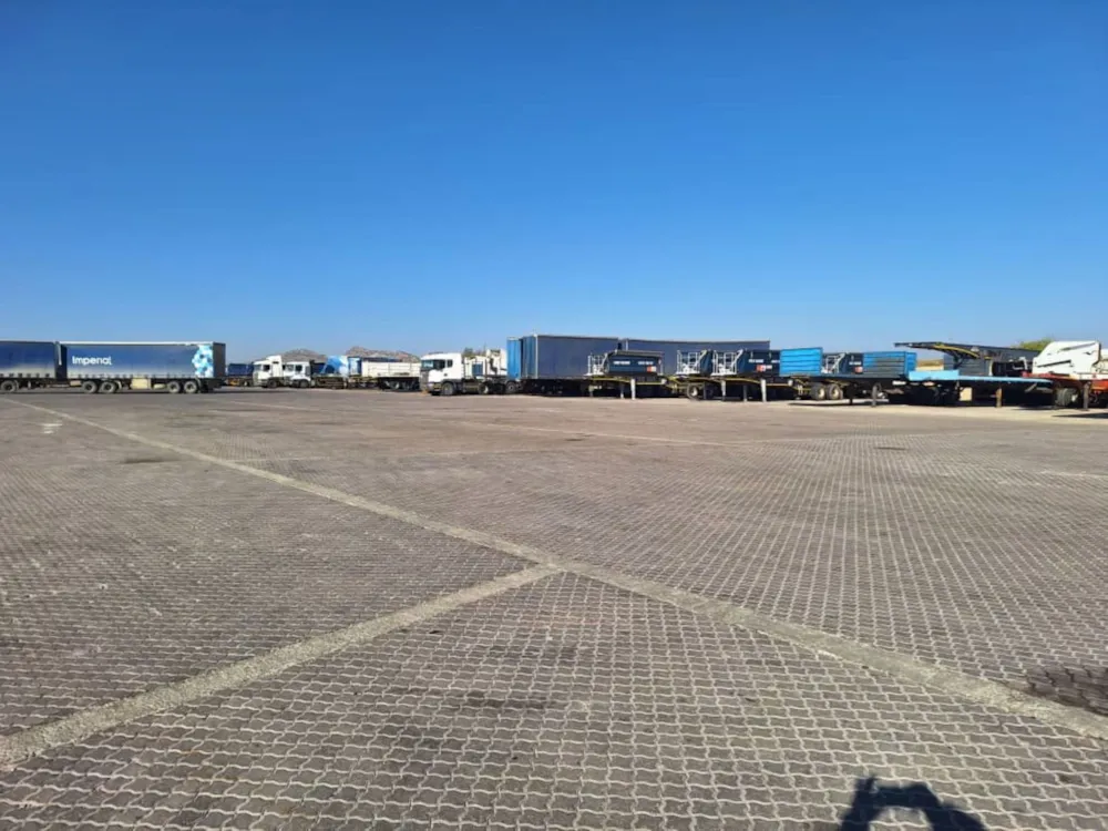 Commercial industrial property for sale in Brakwater, Namibia - 3NM1743936