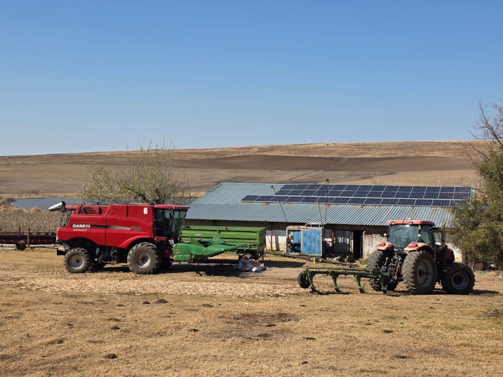 Mixed use farm for sale in Paul Roux - 1BTH1709785