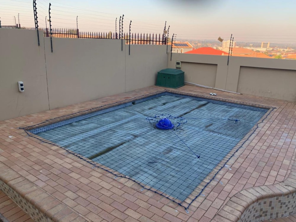 House for sale in South Crest - 1GV1710098