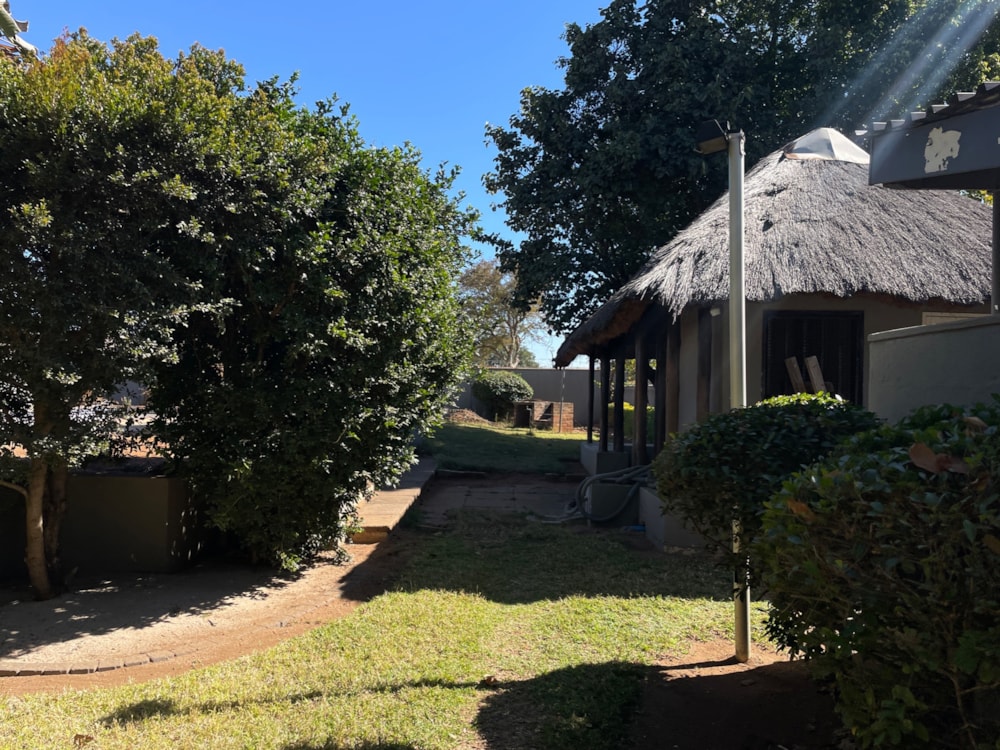 Single-storey cluster to rent in Broadhurst, Botswana - 3BO1709956 Single-storey cluster to rent in Broadhurst, Botswana - 3BO1709956