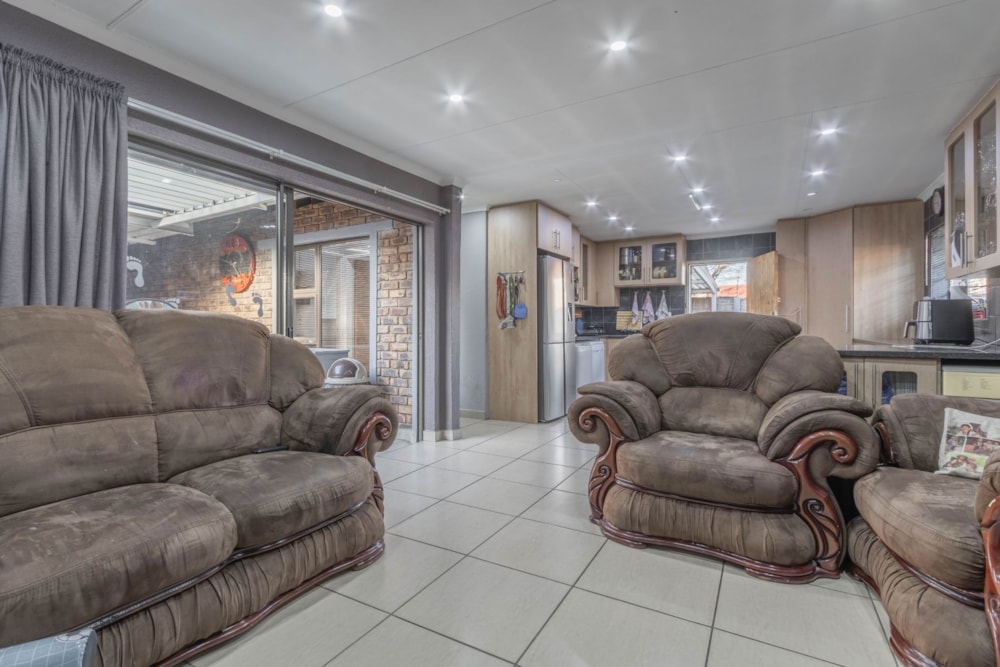 Townhouse for sale in Boksburg North - BOK1715739 Townhouse for sale in Boksburg North - BOK1715739