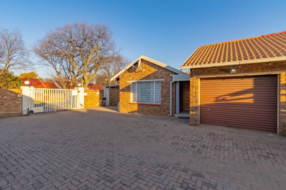 Townhouse for sale in Boksburg North - BOK1715739 Townhouse for sale in Boksburg North - BOK1715739
