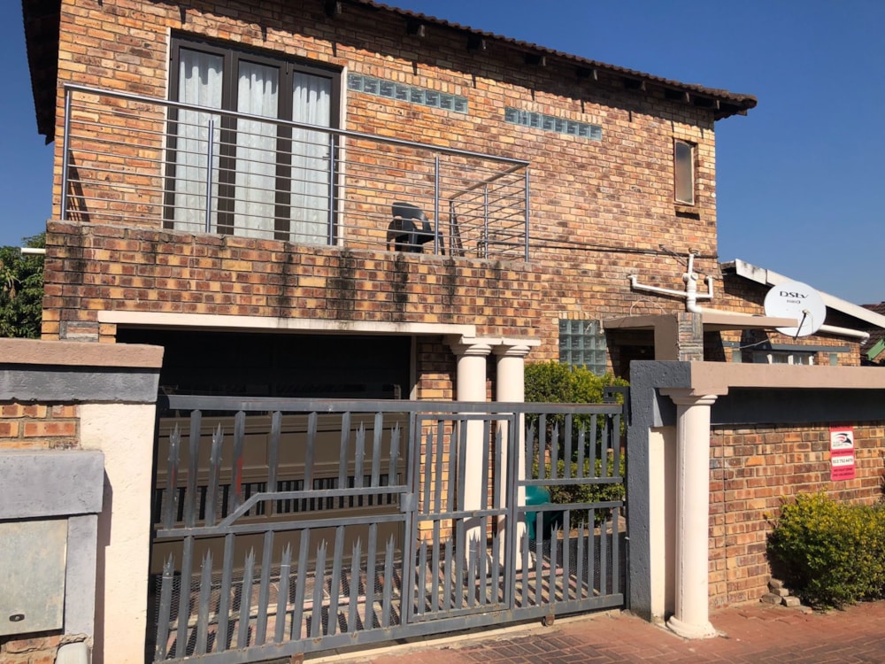 House for sale in West Acres Ext 13 - 1NS1710014 House for sale in West Acres Ext 13 - 1NS1710014