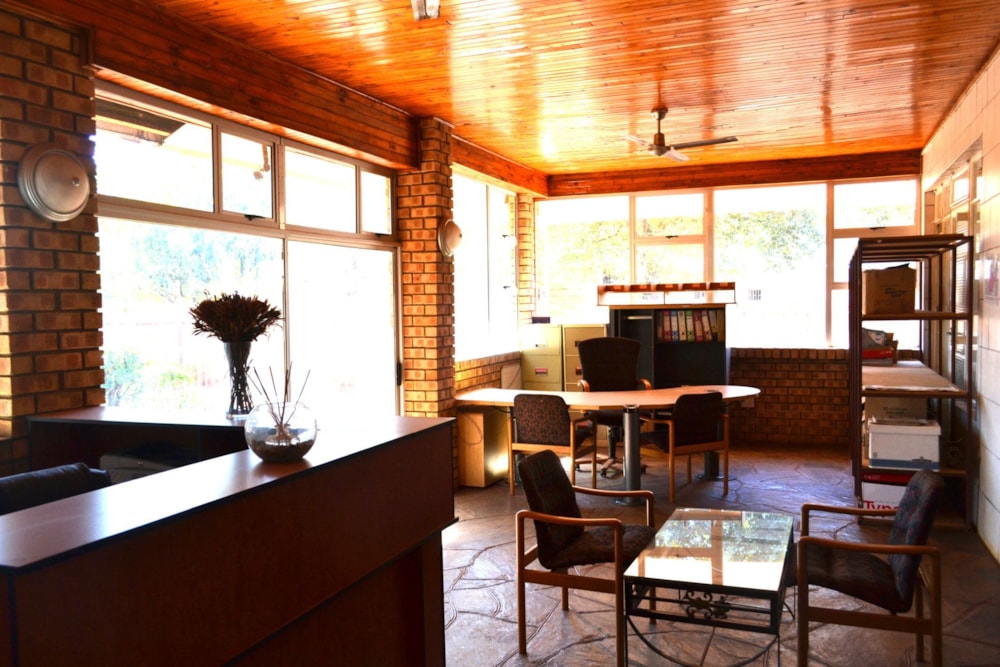 House for sale in Mookgopong (Naboomspruit) - 1MDM1710410