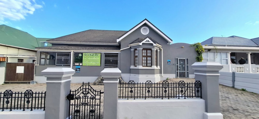 Commercial Building let in Mill Park - 1PLZ1710101