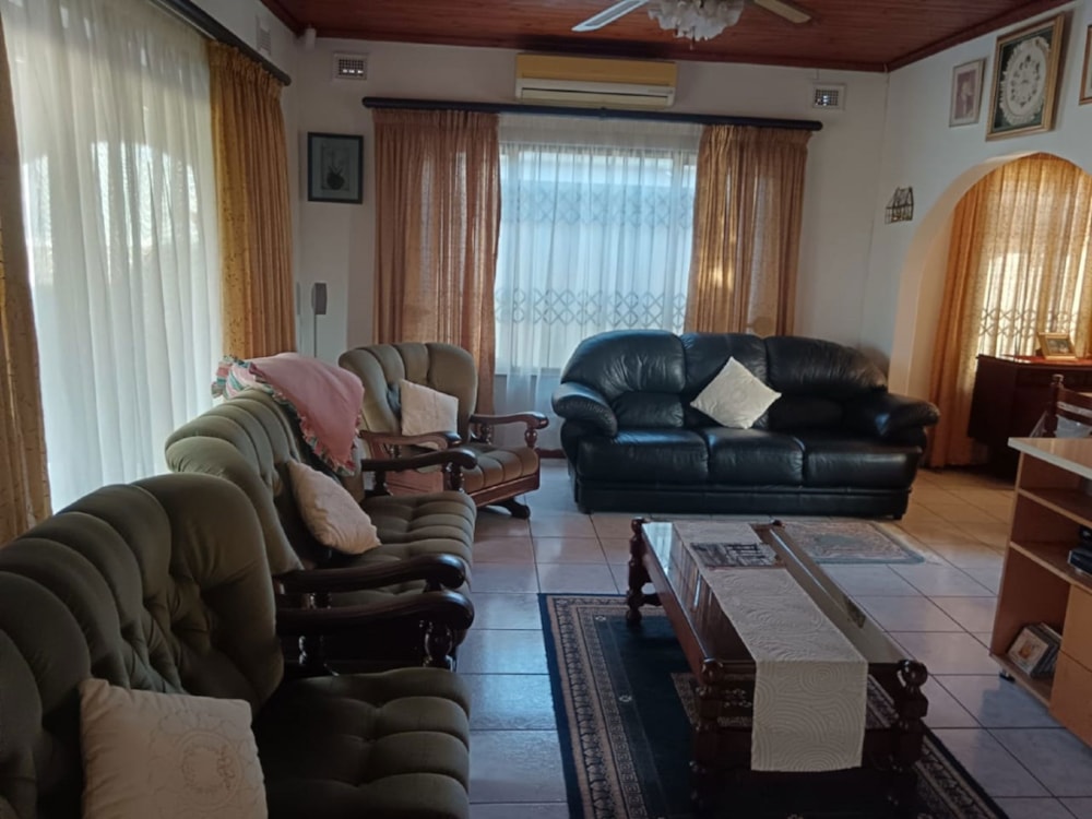 House for sale in Umzinto - 1si1710190 House for sale in Umzinto - 1si1710190