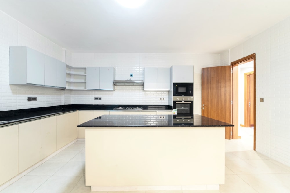 Apartment for sale in Kilimani, Kenya - 3KE1710111 Apartment for sale in Kilimani, Kenya - 3KE1710111