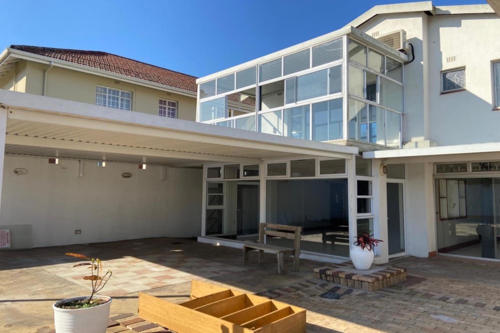 Double-storey house to rent in Sparks Estate - 1WP1710214