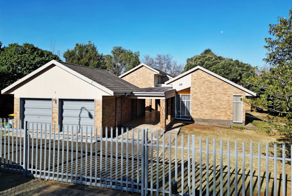 House for sale in Three Rivers East - 1VT1710293 House for sale in Three Rivers East - 1VT1710293