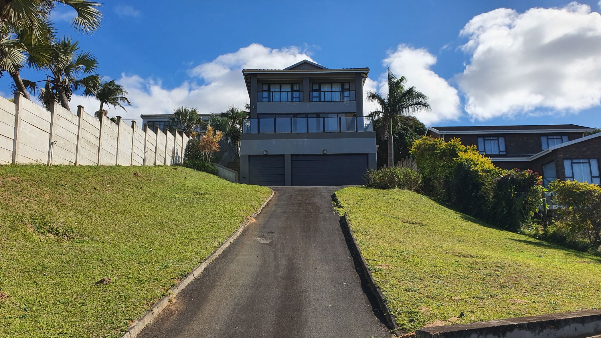 Double-storey house for sale in Leisure Bay - 1PD1710307