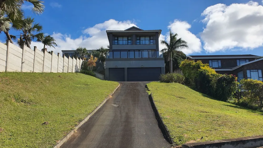 Double-storey house for sale in Leisure Bay - 1PD1710307 Double-storey house for sale in Leisure Bay - 1PD1710307