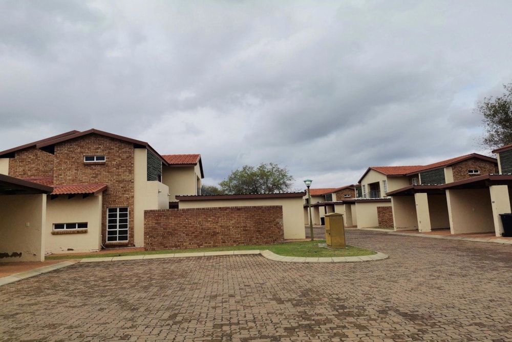 Apartment let in Onverwacht, Limpopo Province - 1ER1711005 Apartment let in Onverwacht, Limpopo Province - 1ER1711005