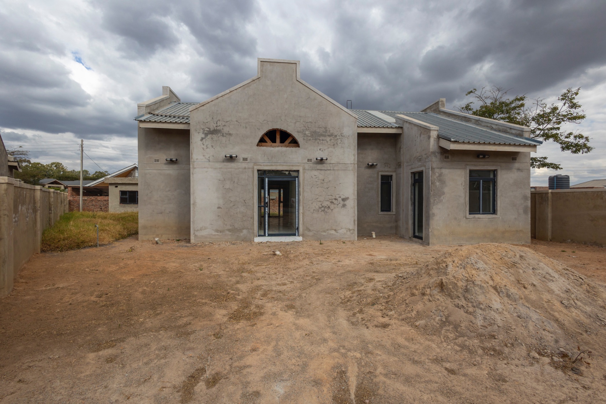 Cluster for sale in Arlington, Zimbabwe - 3ZB1710447