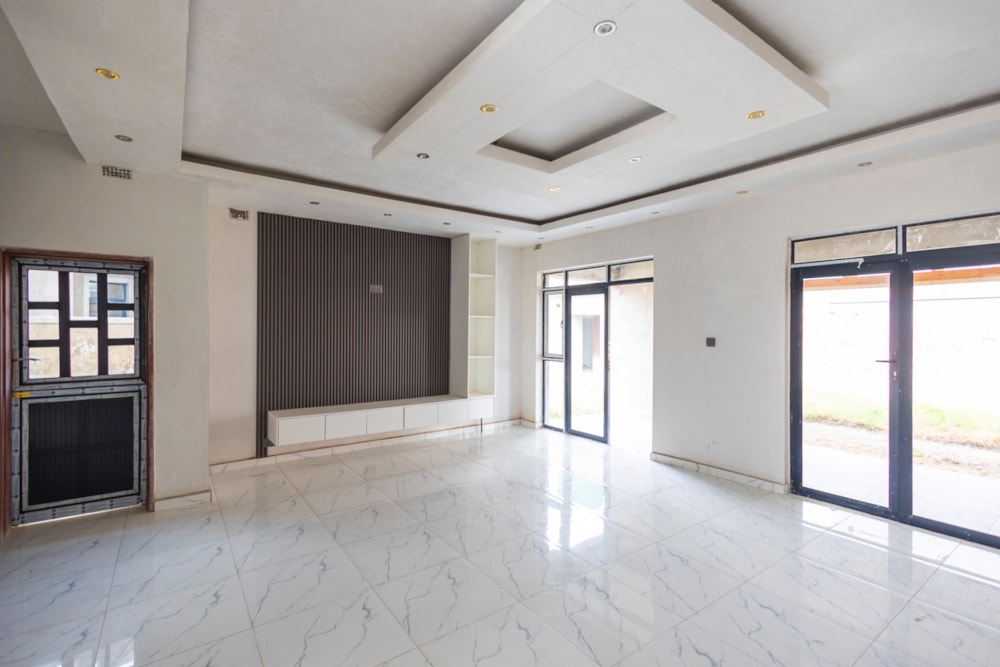 Cluster for sale in Arlington, Zimbabwe - 3ZB1710447