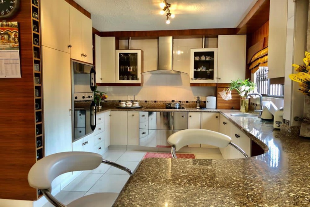 Double-storey house for sale in Queensburgh - 1WP1710472