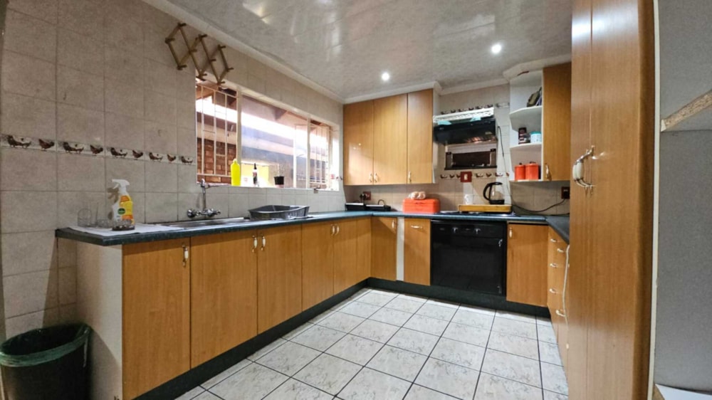 House for sale in Meyerton Central - 1VT1712762 House for sale in Meyerton Central - 1VT1712762