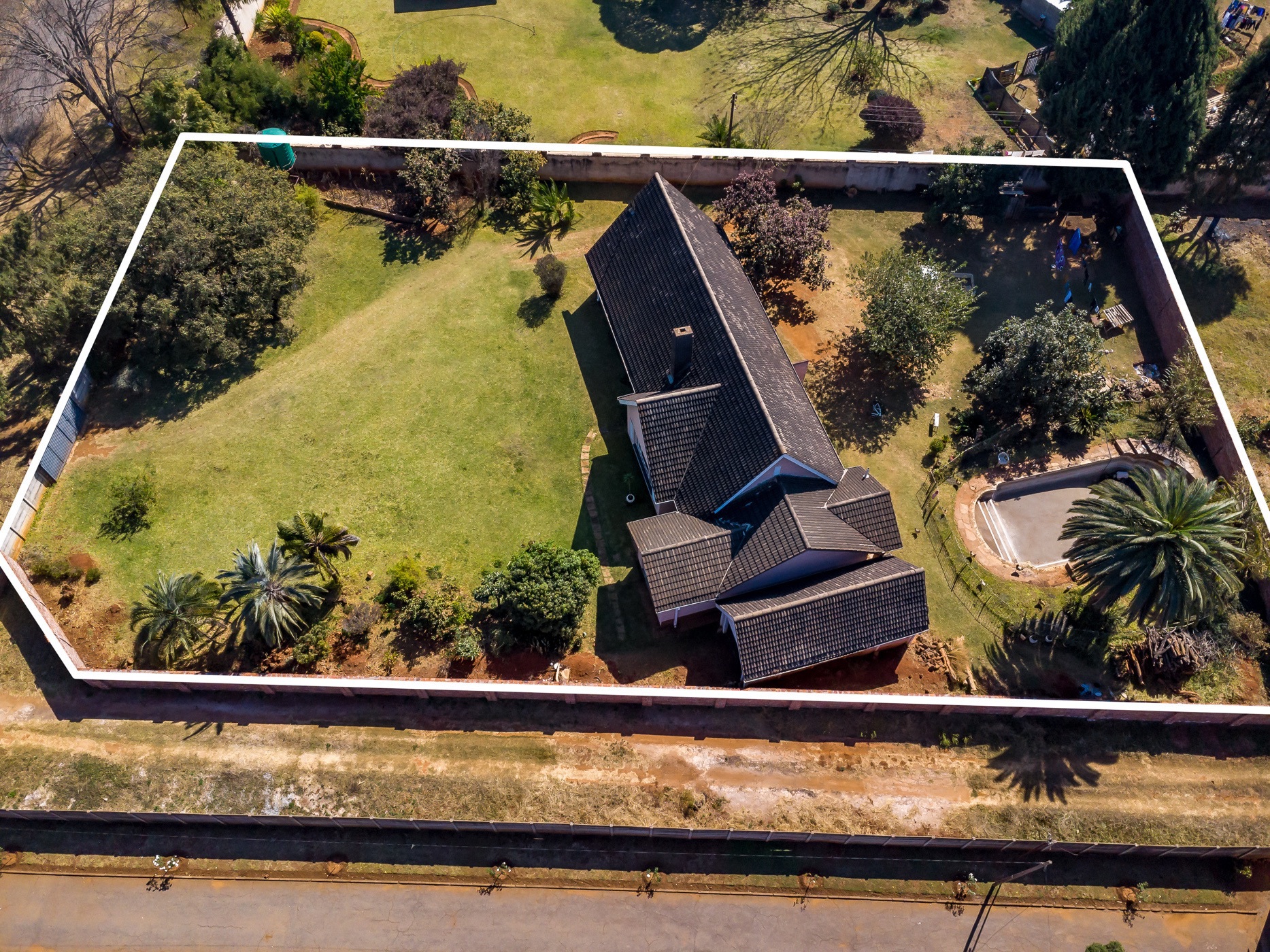 House for sale in Harare, Zimbabwe - 3ZB1710611