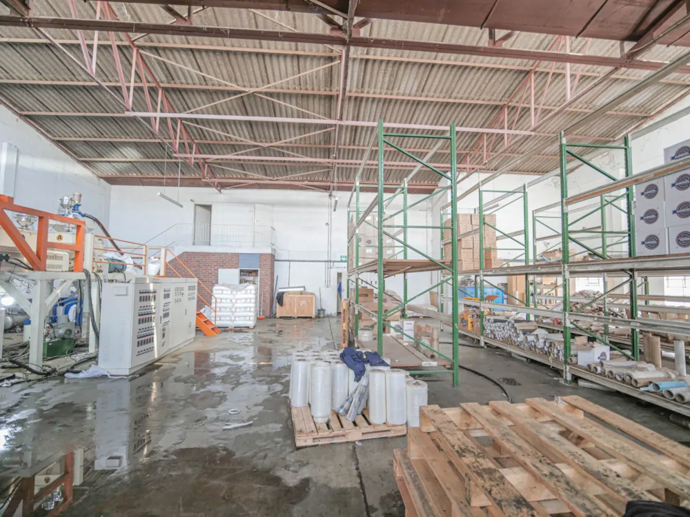 Commercial industrial property for sale in Graniteside, Zimbabwe - 3ZB1710634 Commercial industrial property for sale in Graniteside, Zimbabwe - 3ZB1710634