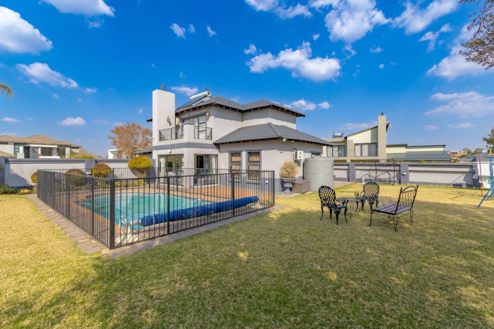 Double-storey house for sale in Helderwyk Estate - 1BJ1710698