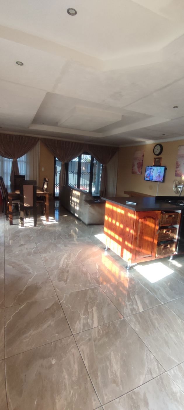 House for sale in Tekwane South - 1NS1710700