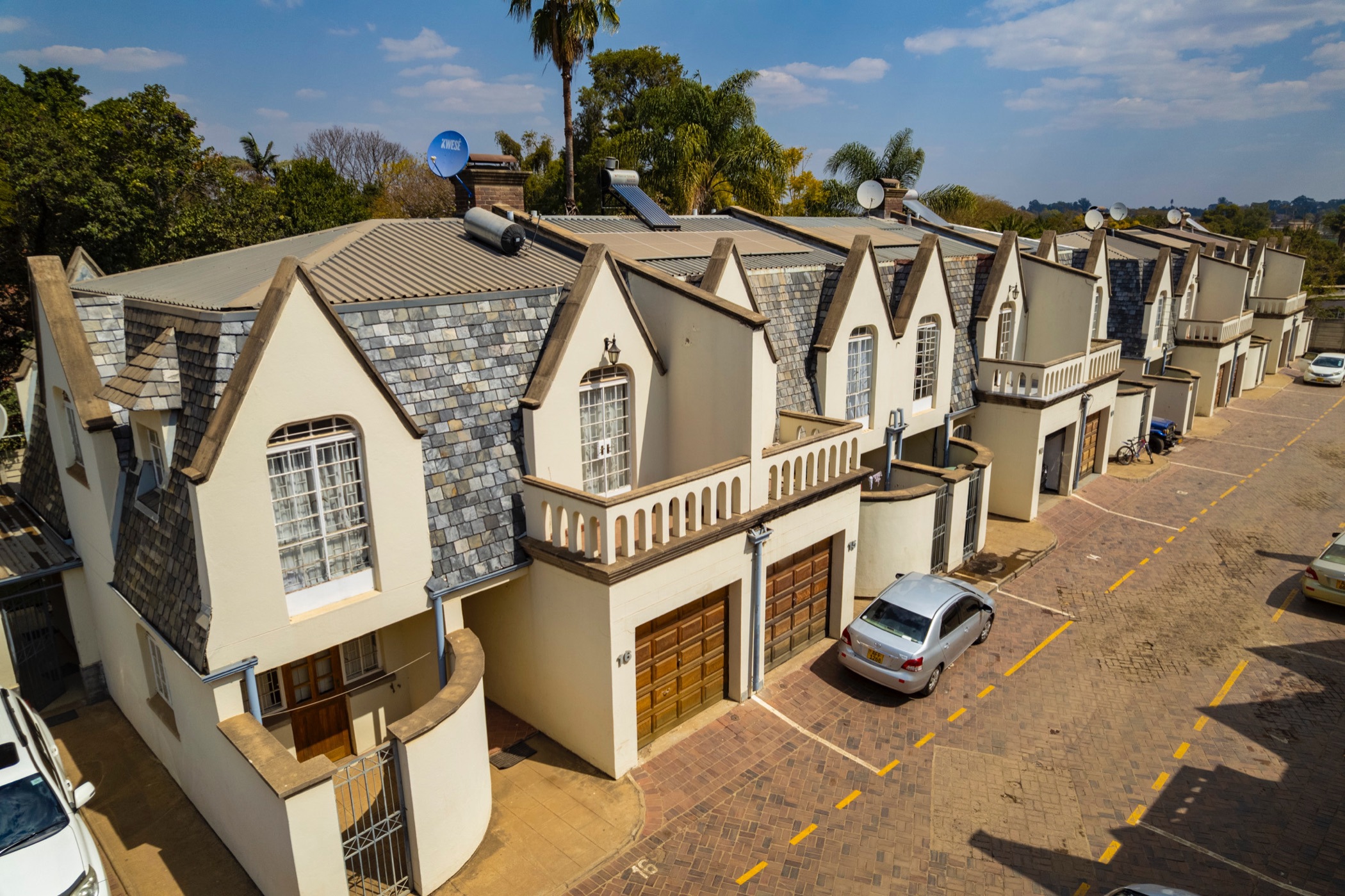 Townhouse sold in Newlands, Zimbabwe - 3ZB1710713