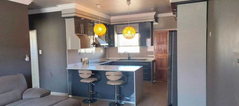 Townhouse let in Riversdale, Meyerton - 1VT1710737