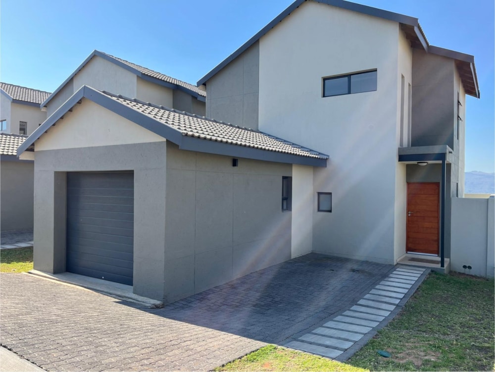Townhouse for sale in Nelspruit Ext 29 - 1NS1710861