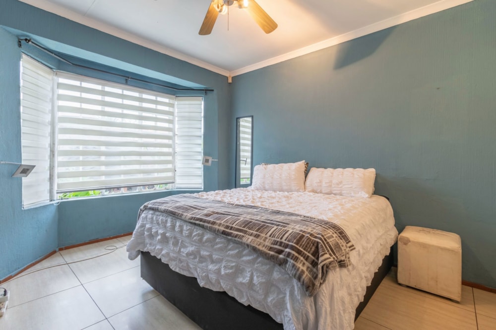 House let in Norkem Park - ENL1711893 House let in Norkem Park - ENL1711893