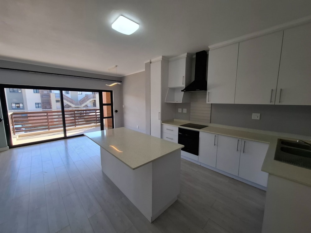 Apartment let in Waterfall, Upper Highway - 1KF1710890