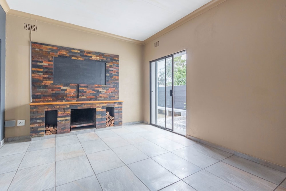 House let in Brenthurst - 1BJ1710892 House let in Brenthurst - 1BJ1710892