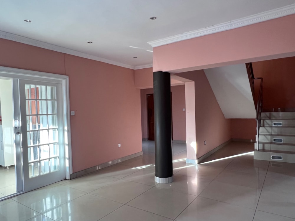 House let in Phakalane, Botswana - 3BO1710967 House let in Phakalane, Botswana - 3BO1710967