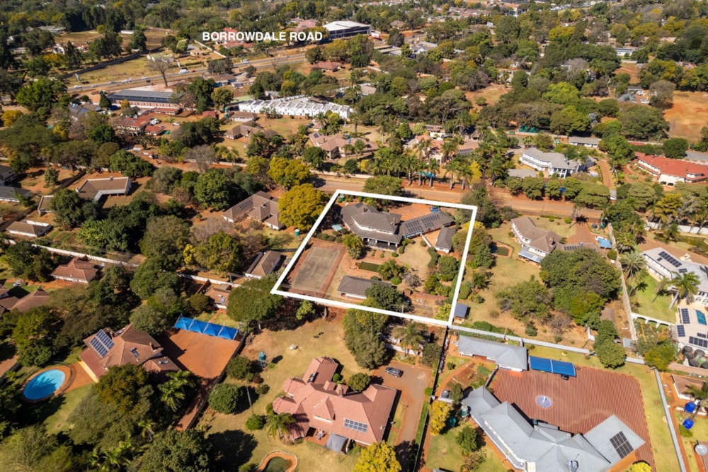 Double-storey house for sale in Ryelands, Zimbabwe - 3ZB1710969