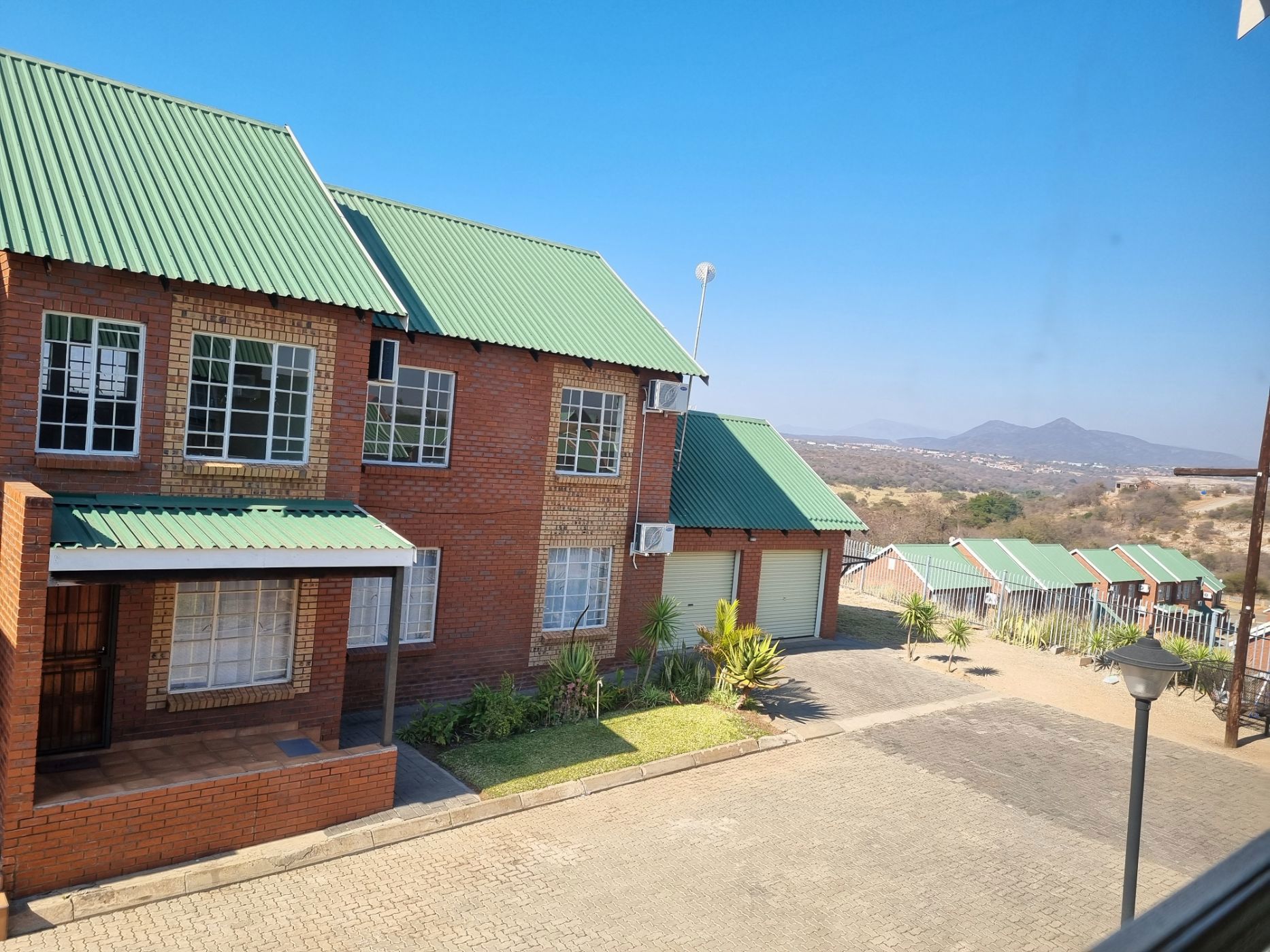 Apartment for sale in Burgersfort - 1LY1710996