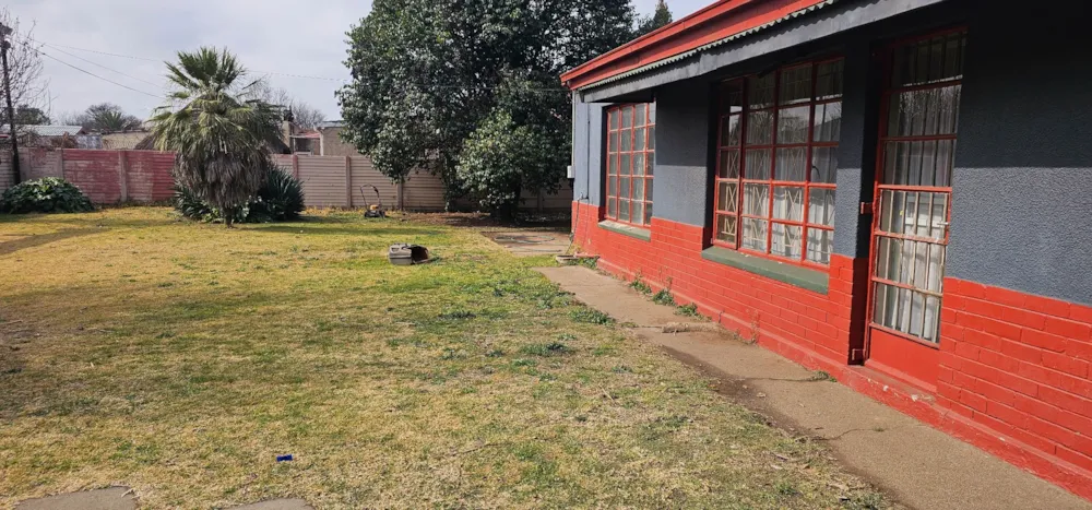 House for sale in Vereeniging Ext1 - 1VT1711122