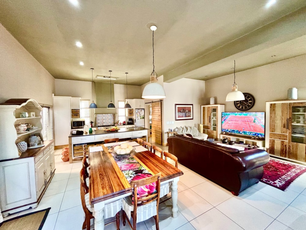 Townhouse for sale in Klein Windhoek, Namibia - 3NM1712668