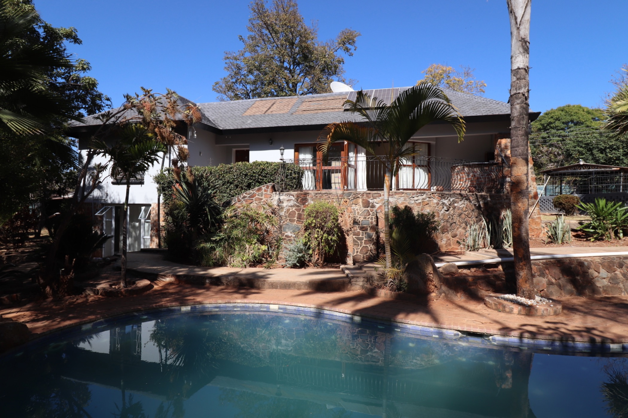 House for sale in Rolf Valley, Zimbabwe - 3ZB1711036