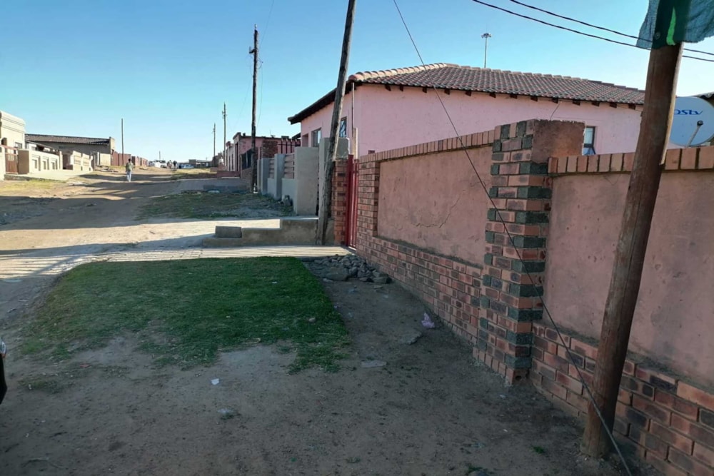 House for sale in Breyten - 1MD1711044