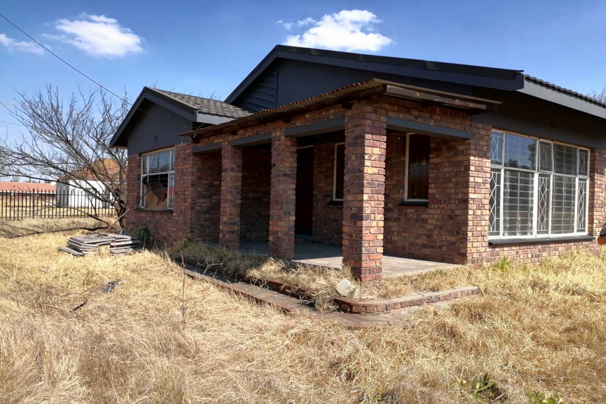 House for sale in Hendrina - 1MD1711055