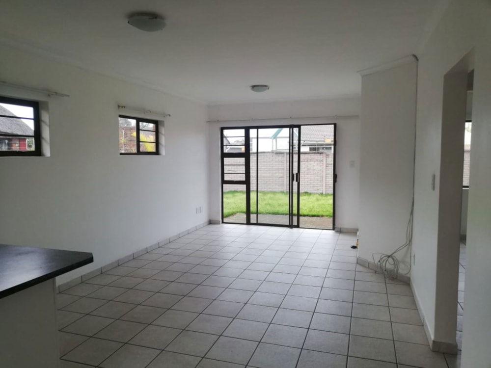 Townhouse let in Gonubie - 1EZ1711093 Townhouse let in Gonubie - 1EZ1711093