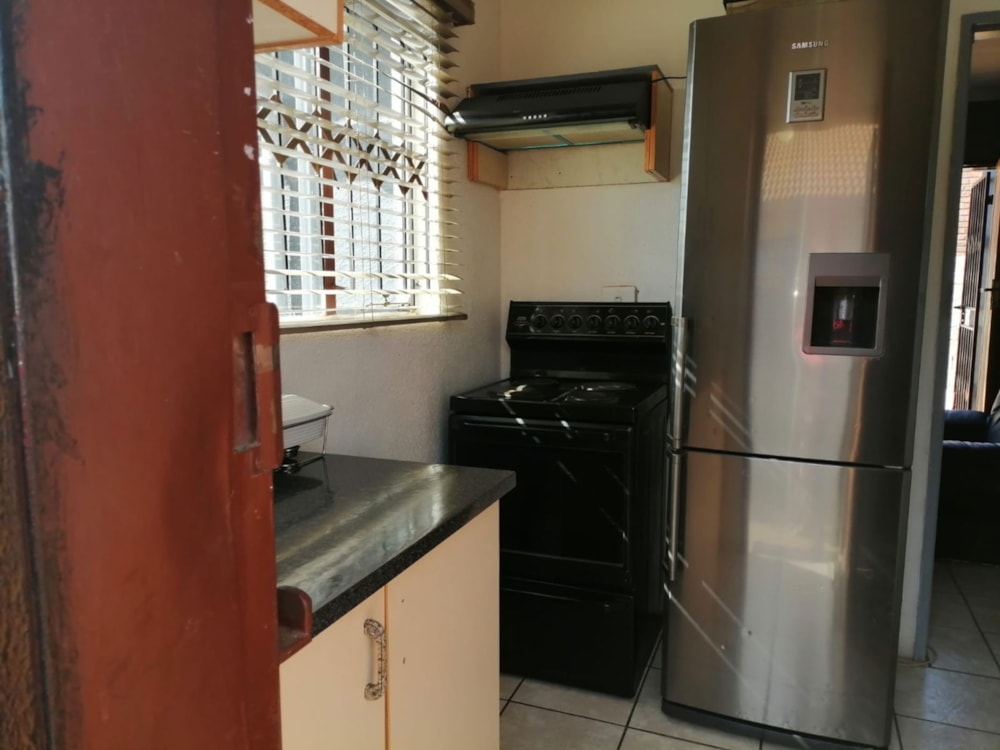 House for sale in Kwa Thema - 1SP1711094