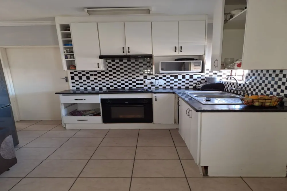 Security complex home for sale in Tasbet Park Ext 1 - 1WD1711098