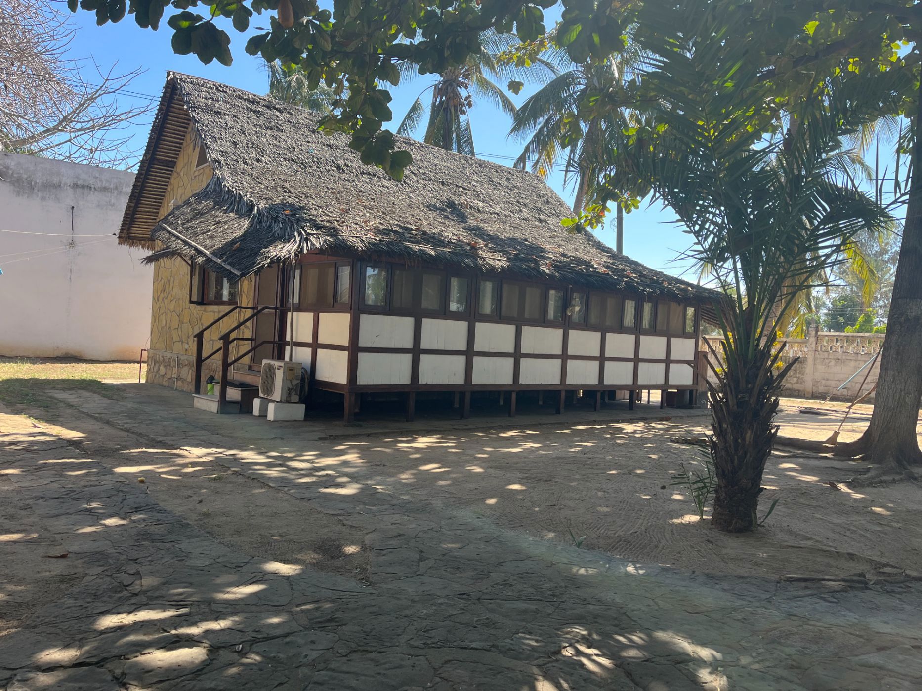 Guesthouse for sale in Pemba, Cabo Delgado, Mozambique - 3MQ1711158