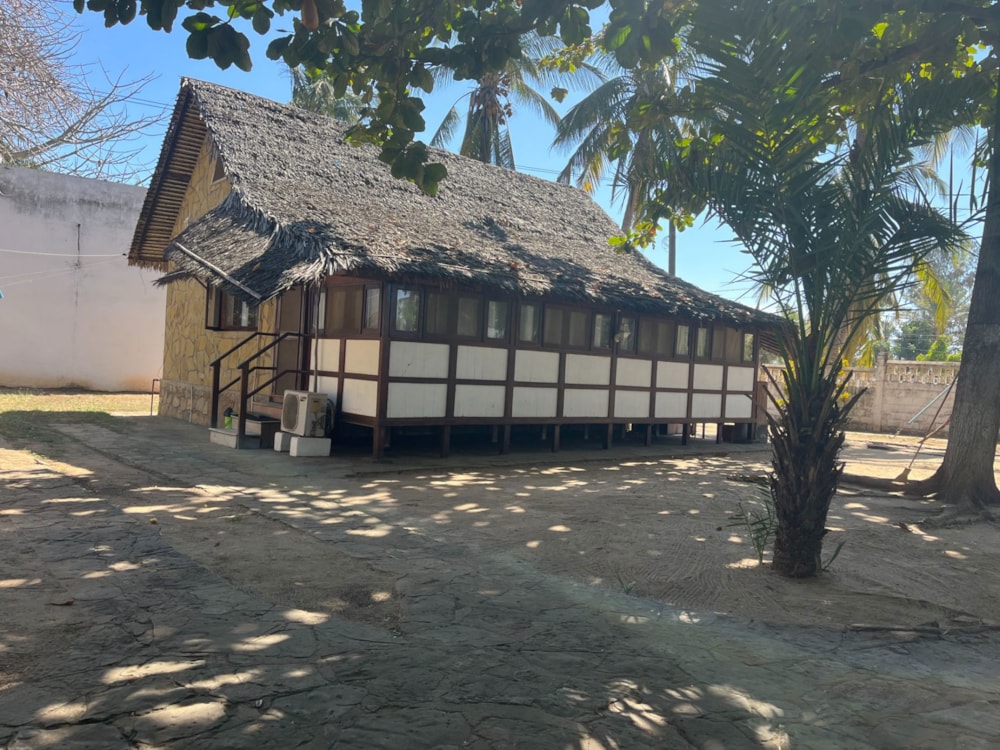 Guesthouse for sale in Pemba, Cabo Delgado, Mozambique - 3MQ1711158