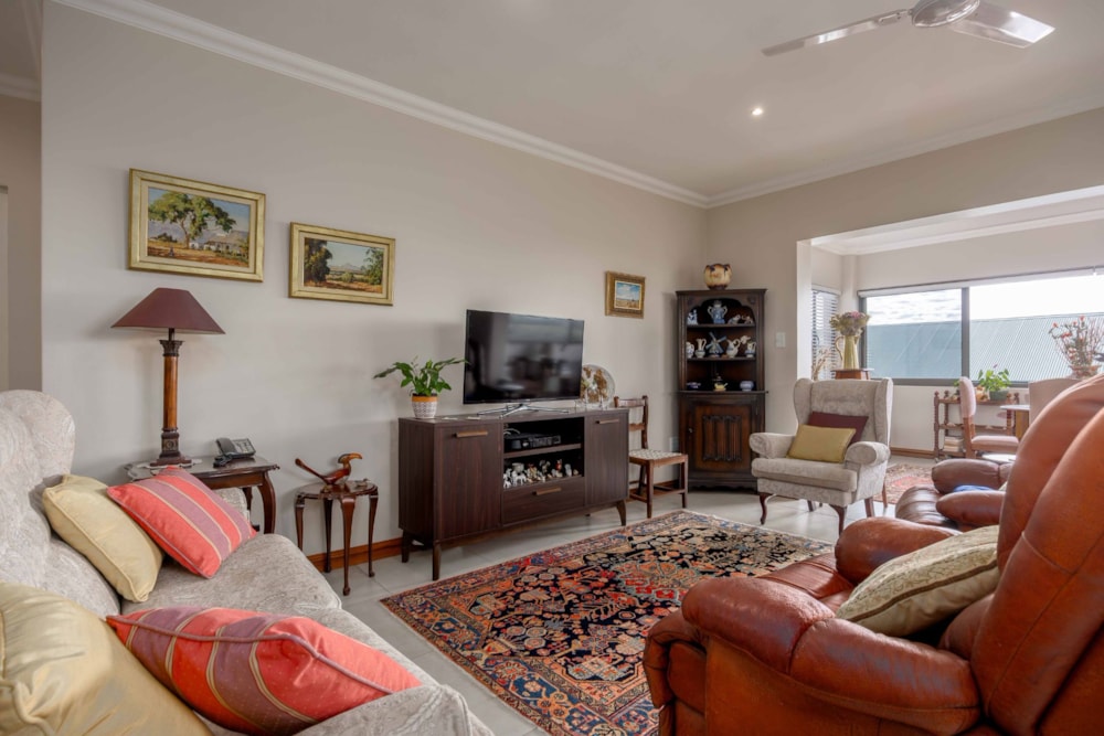 Apartment for sale in Waterfall, Upper Highway - 1KF1711186