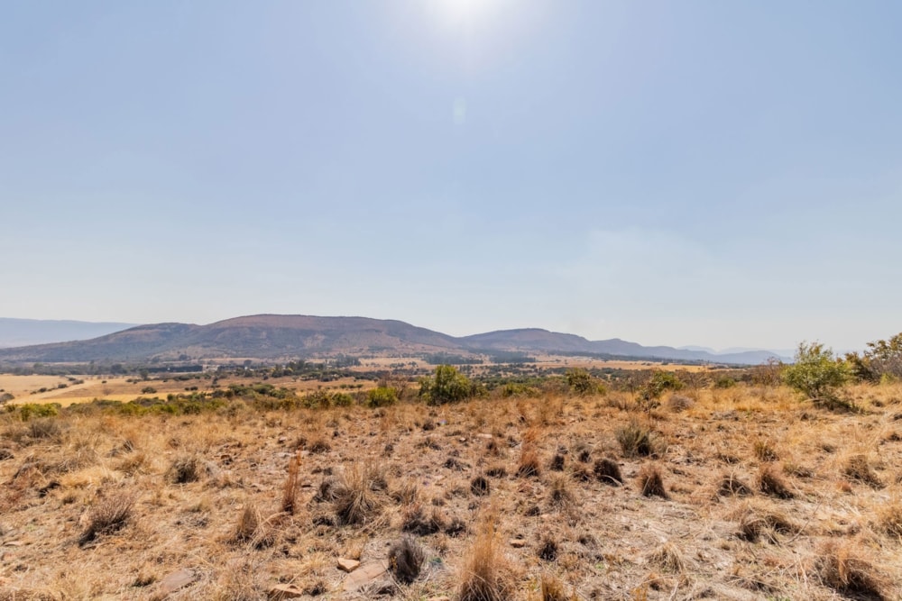 Mixed use farm for sale in Hartbeespoort - 1HR1711185