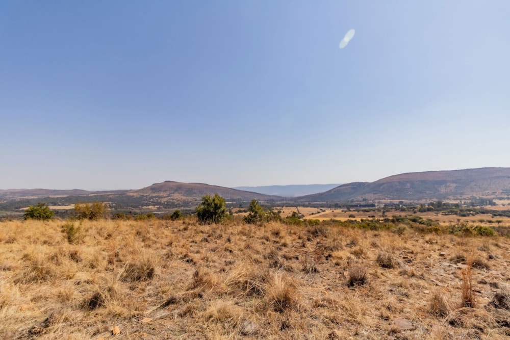 Mixed use farm for sale in Hartbeespoort - 1HR1711185