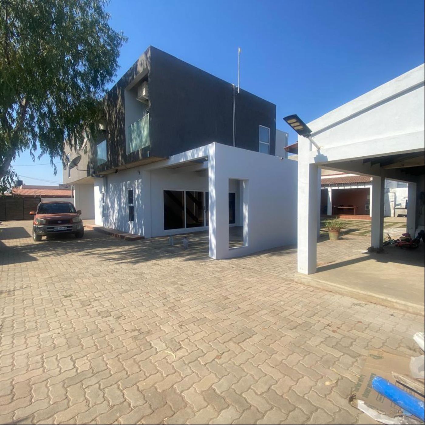 House to rent in Matola, Mozambique - 3MQ1711235